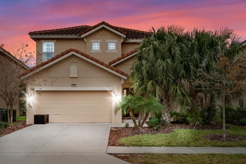 5220 OAKBOURNE AVENUE, DAVENPORT, FL 33837