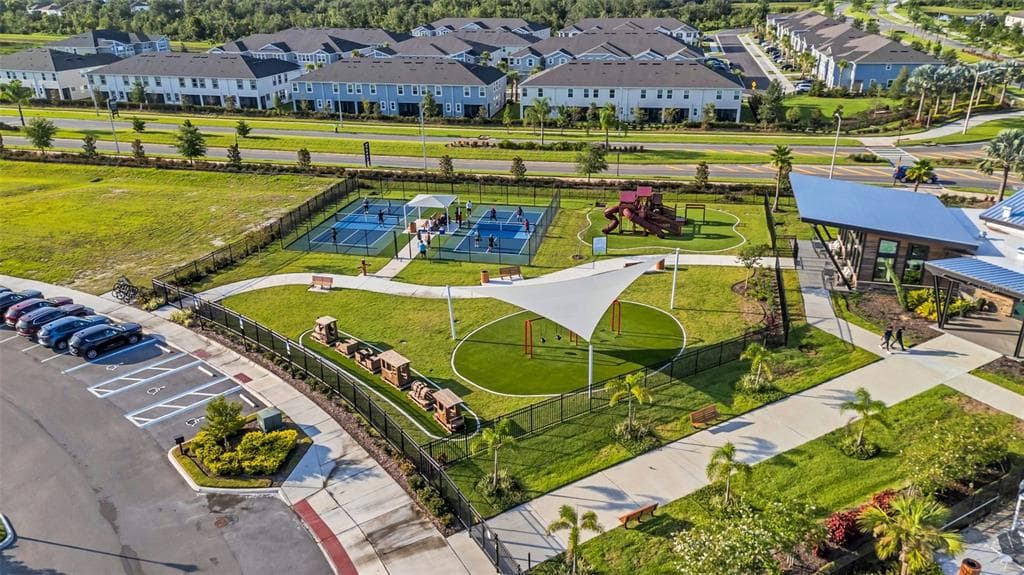 5841 RIVERSTON AVENUE, WESLEY CHAPEL, FL 33545 — zdjęcie 4