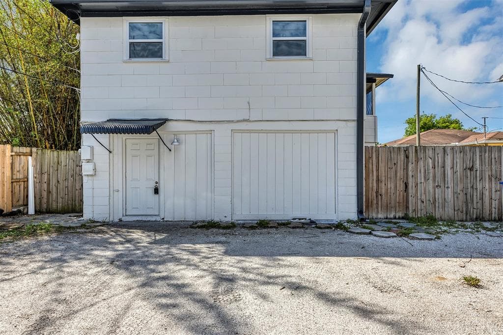 2027 30TH AVENUE N # Bottom unit, ST PETERSBURG, FL 33713