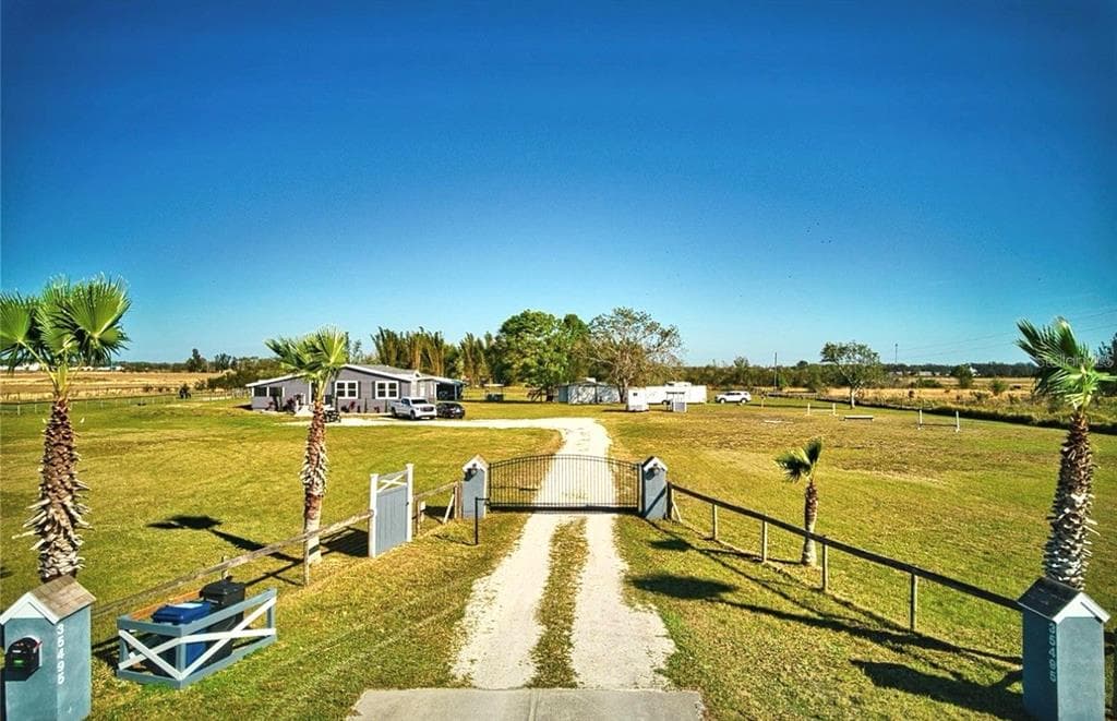 35495 SINGLETARY ROAD, MYAKKA CITY, FL 34251 — zdjęcie 4