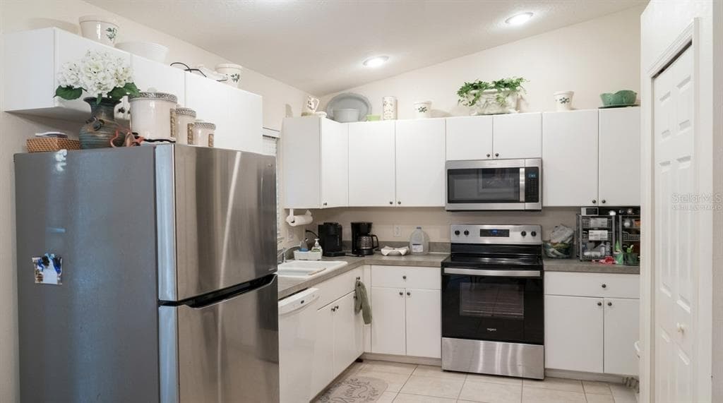 1091 LUAU STREET, NORTH PORT, FL 34286 — zdjęcie 5