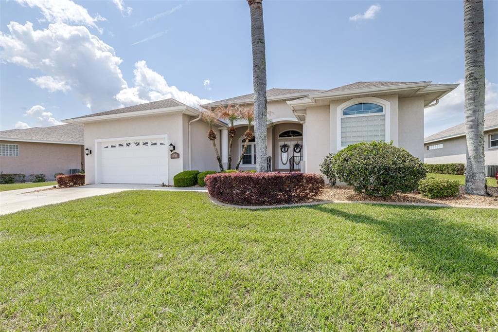 6758 HUNTINGTON HILLS BOULEVARD, LAKELAND, FL 33810