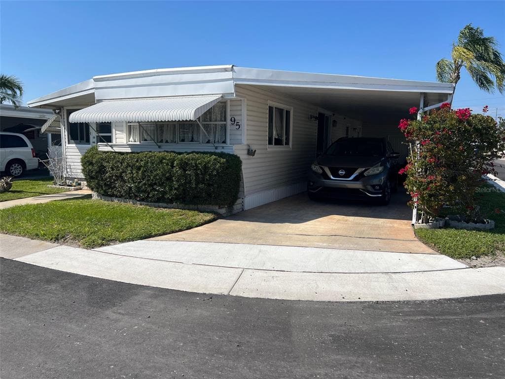 11300 124TH AVENUE # 95, LARGO, FL 33778 — zdjęcie 2