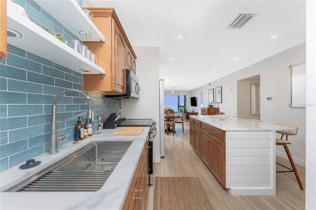 1500 PARK BEACH CIRCLE # 3D, PUNTA GORDA, FL 33950 — zdjęcie 3