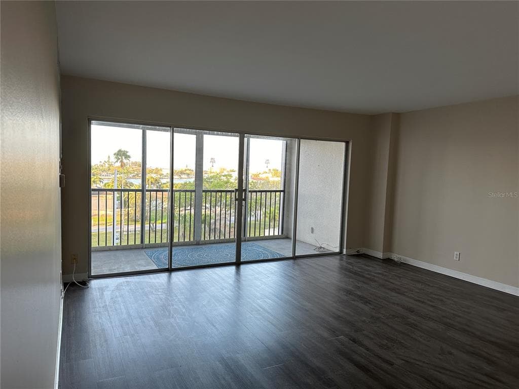 10355 PARADISE BOULEVARD # 414, TREASURE ISLAND, FL 33706 — zdjęcie 3