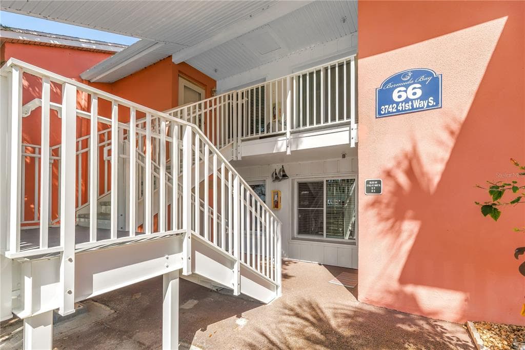 3742 41ST WAY S # F, ST PETERSBURG, FL 33711