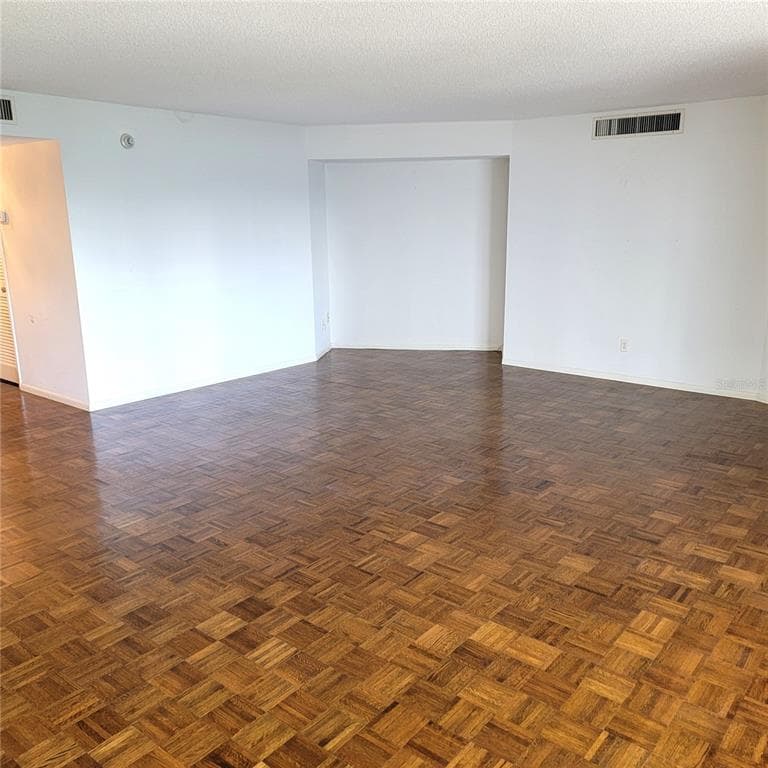 435 S GULFSTREAM AVENUE # 605, SARASOTA, FL 34236 — zdjęcie 4