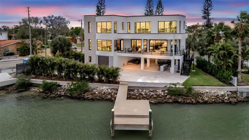 7176 S SHORE DRIVE S, ST PETERSBURG, FL 33707 — zdjęcie 2