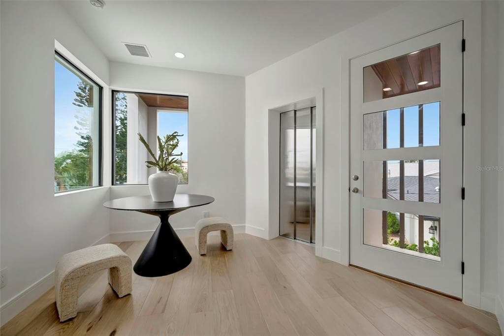 7176 S SHORE DRIVE S, ST PETERSBURG, FL 33707 — zdjęcie 3