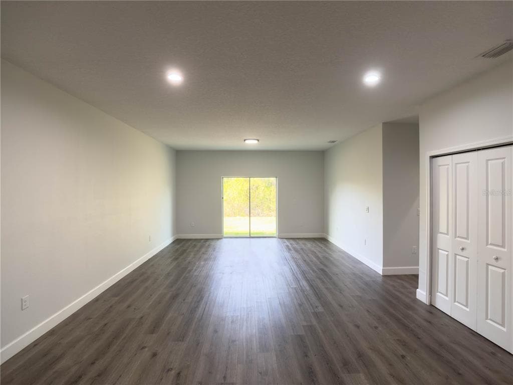 13228 BLYTHEVILLE AVENUE, PORT CHARLOTTE, FL 33981 — zdjęcie 5
