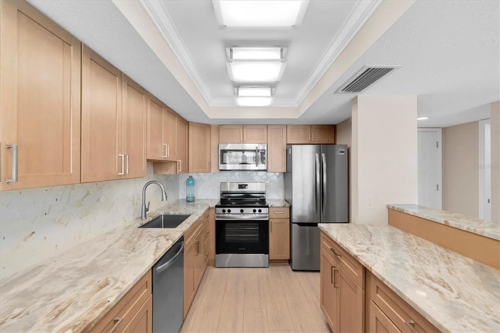 450 TREASURE ISLAND CAUSEWAY # 102, TREASURE ISLAND, FL 33706 — zdjęcie 5