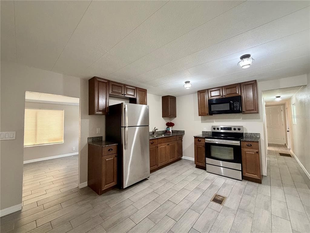 7037 LOFTY DRIVE, PORT RICHEY, FL 34668 — zdjęcie 4