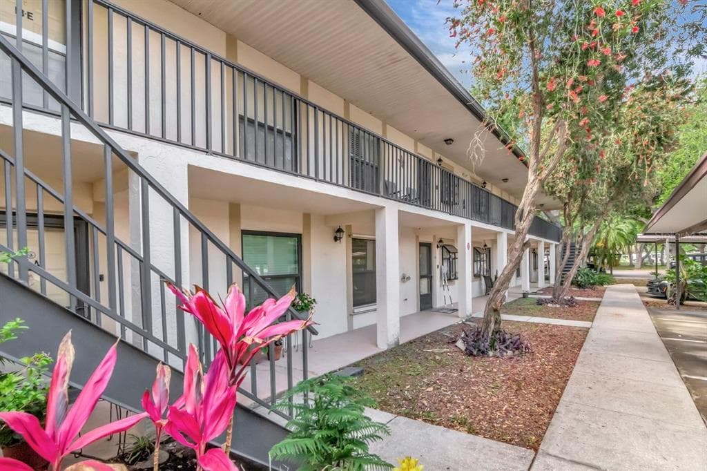 11511 113TH STREET # 13F, LARGO, FL 33778