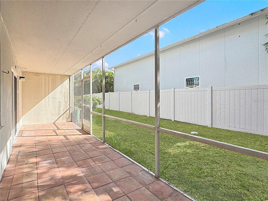 4435 1ST STREET NE # 103, ST PETERSBURG, FL 33703 — zdjęcie 5