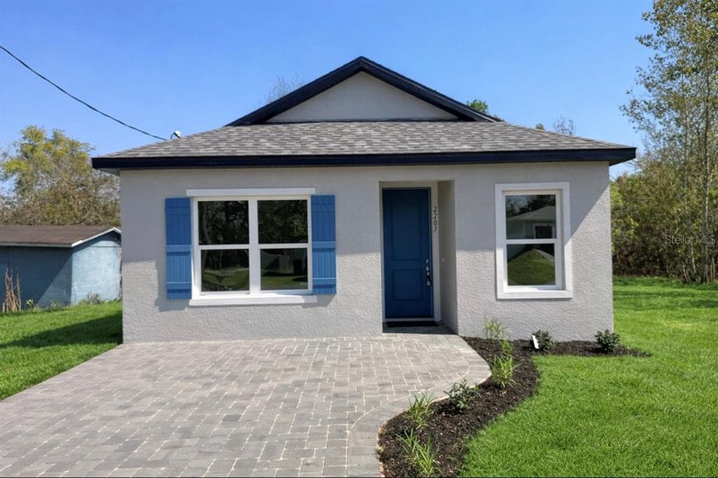 939 MOTON AVENUE, SANFORD, FL 32771