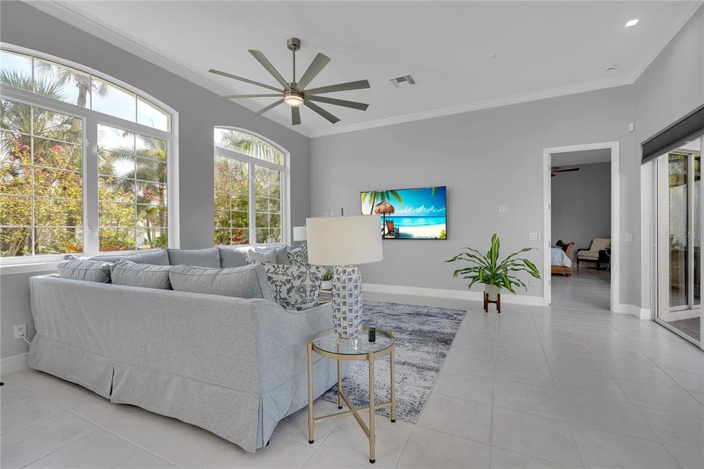 1915 HARBOUR LINKS CIRCLE # 6, LONGBOAT KEY, FL 34228 — zdjęcie 2