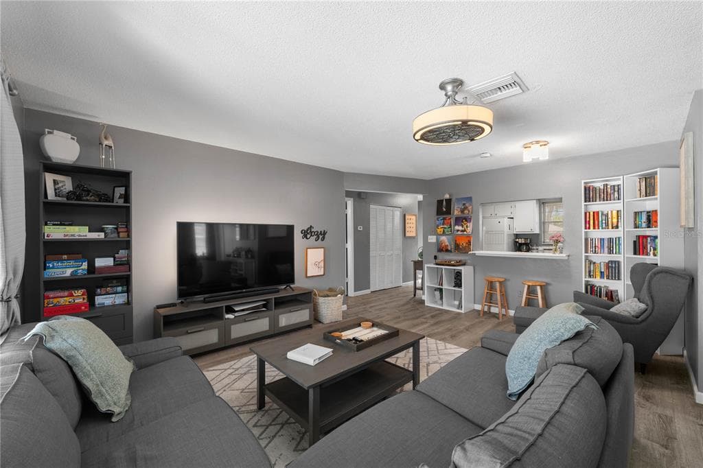 1960 UNION STREET # 28, CLEARWATER, FL 33763 — zdjęcie 2