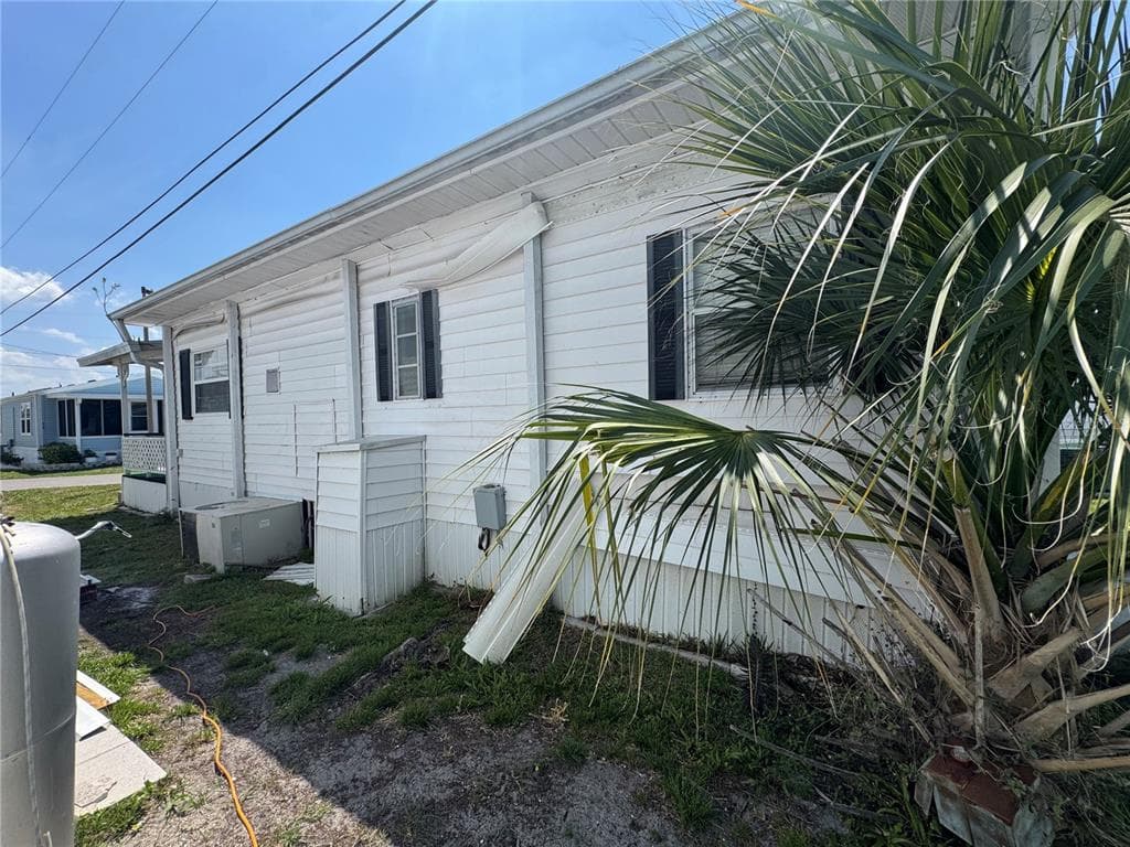 2049 CHAMPION STREET, SARASOTA, FL 34231 — zdjęcie 2