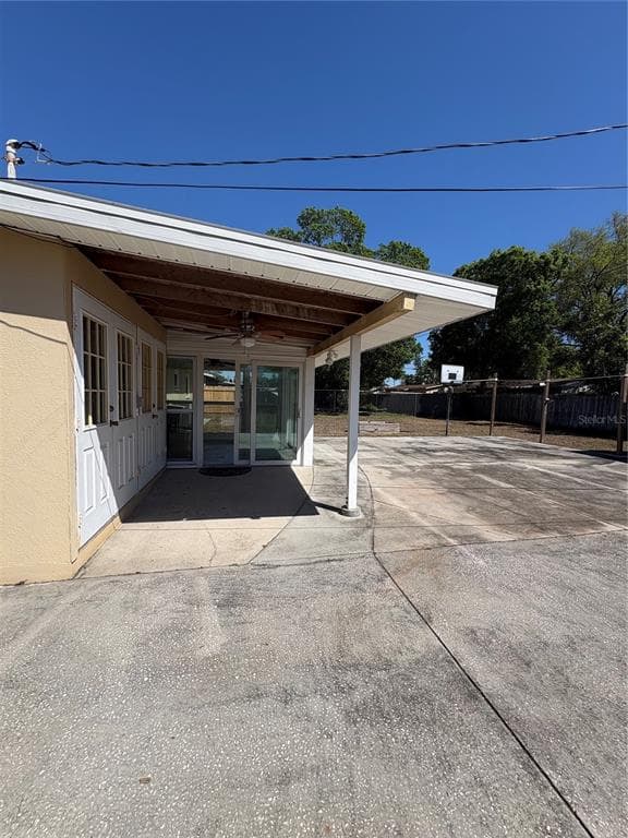 218 LEWIS BOULEVARD SE, ST PETERSBURG, FL 33705 — zdjęcie 5