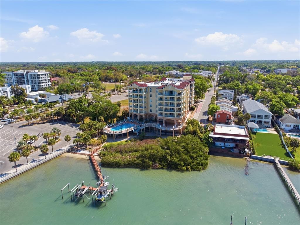 700 N OSCEOLA AVENUE # 305, CLEARWATER, FL 33755