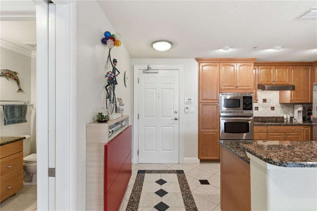 700 N OSCEOLA AVENUE # 305, CLEARWATER, FL 33755 — zdjęcie 4