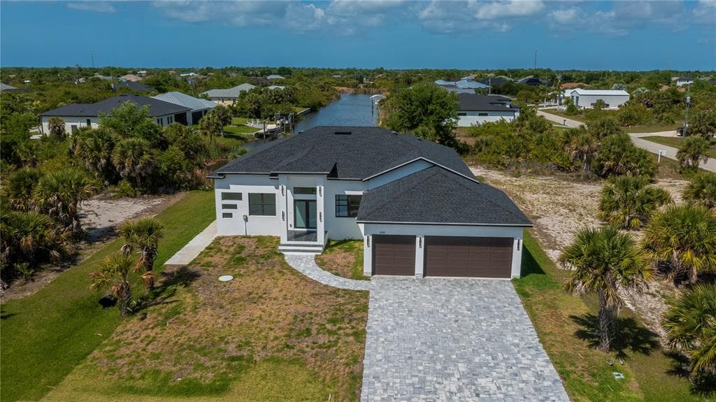 10165 & 10157 KINGSVILLE DRIVE, PORT CHARLOTTE, FL 33981