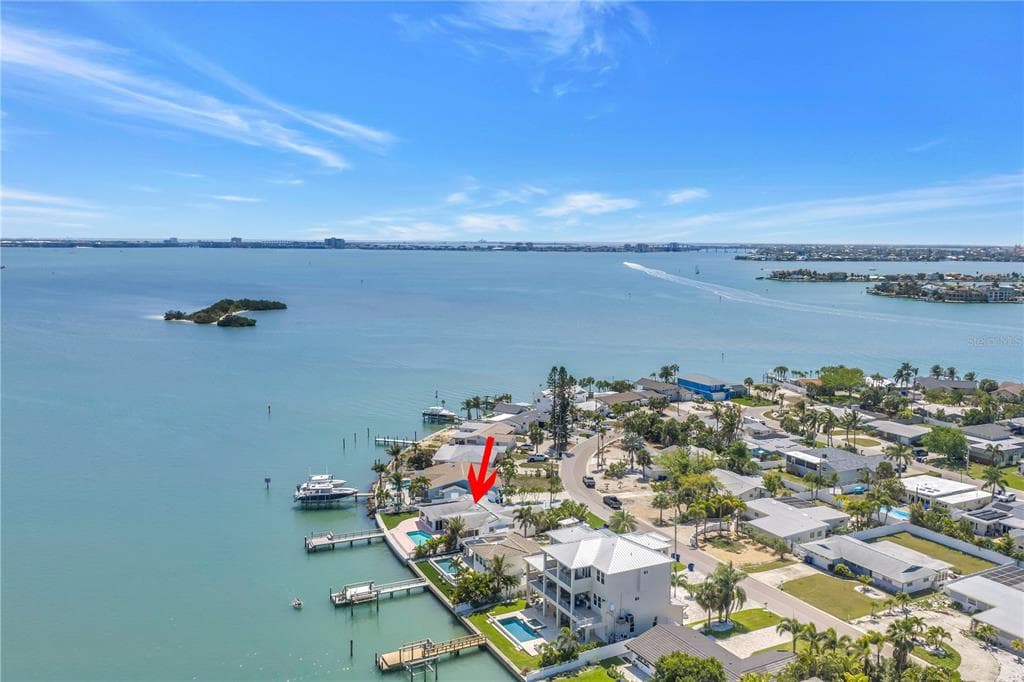 6984 S SHORE DRIVE S, ST PETERSBURG, FL 33707 — zdjęcie 2