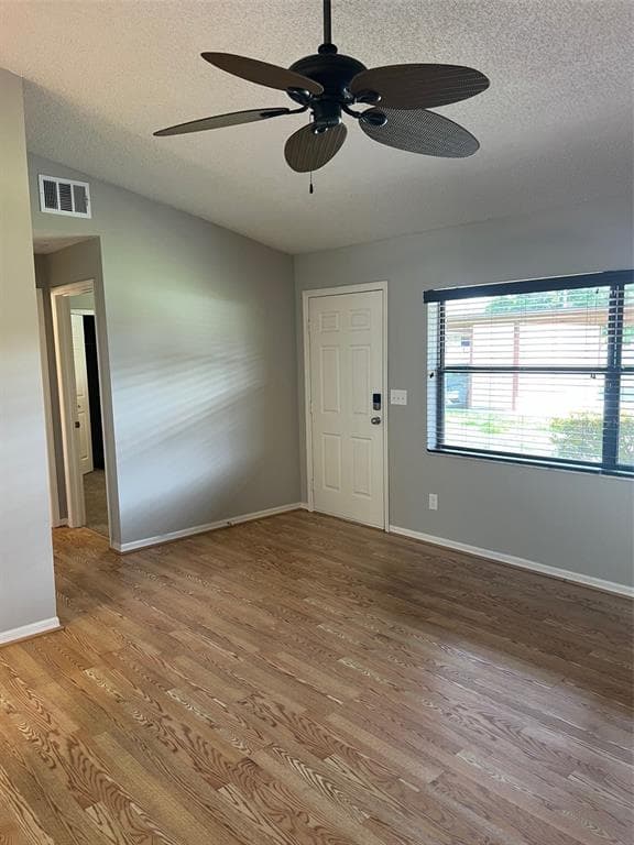 12449 ORANGEWOOD CIRCLE # 17, TAVARES, FL 32778 — zdjęcie 2