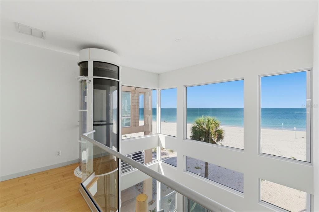 8680 W GULF BOULEVARD, TREASURE ISLAND, FL 33706 — zdjęcie 4