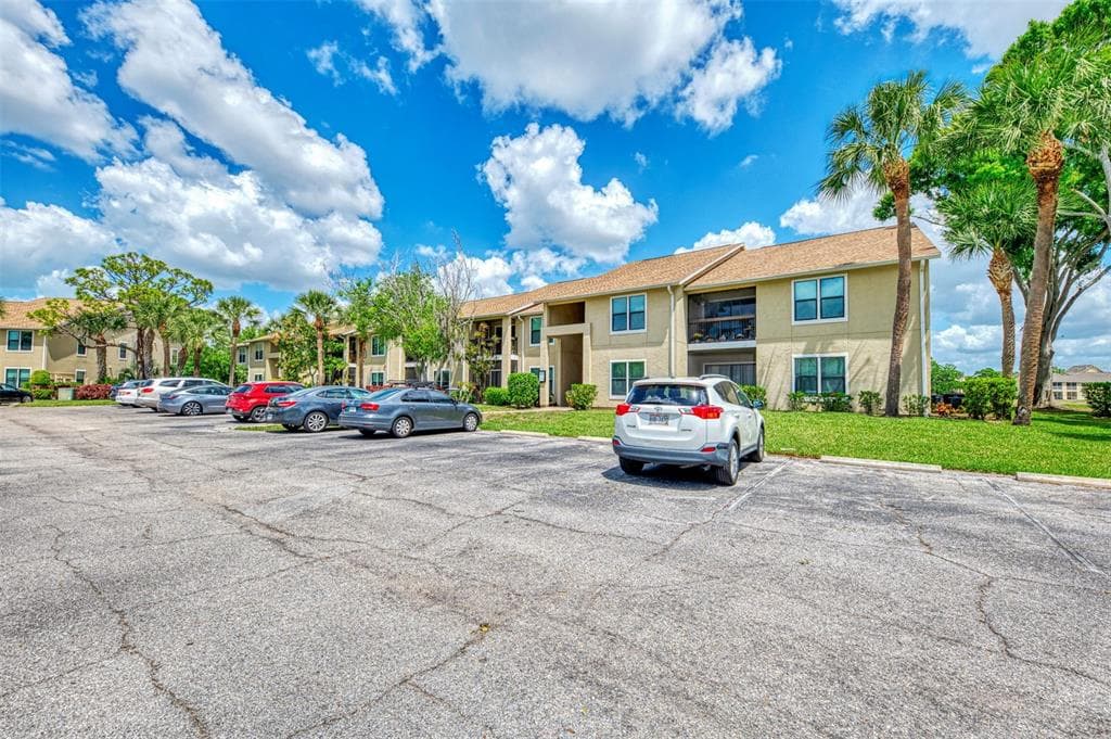 4045 CROCKERS LAKE BOULEVARD # 11, SARASOTA, FL 34238