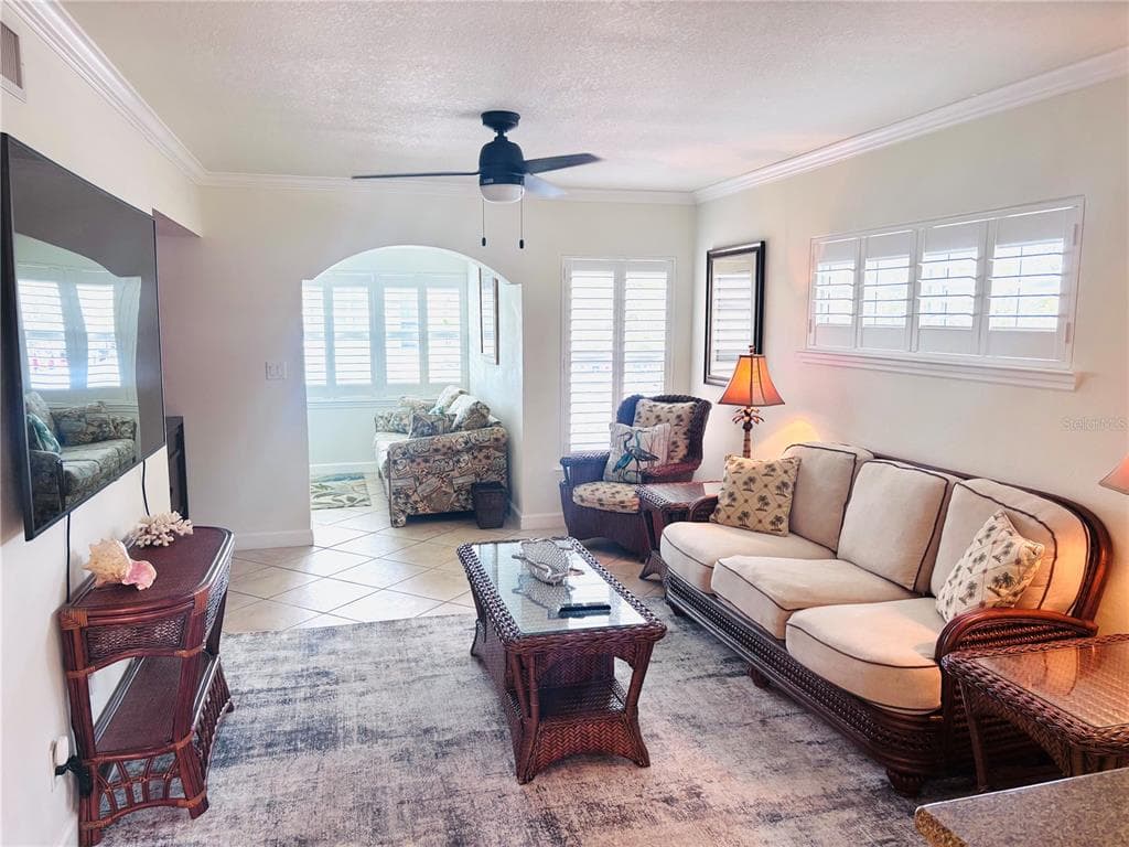 19417 GULF BOULEVARD # B209, INDIAN ROCKS BEACH, FL 33785 — zdjęcie 4