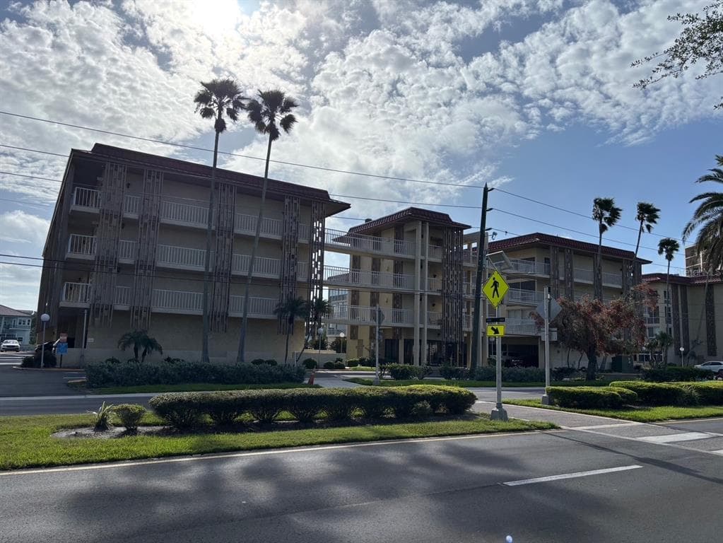 121 ISLAND WAY # 331, CLEARWATER BEACH, FL 33767 — zdjęcie 2