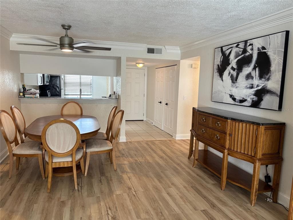 121 ISLAND WAY # 331, CLEARWATER BEACH, FL 33767 — zdjęcie 4