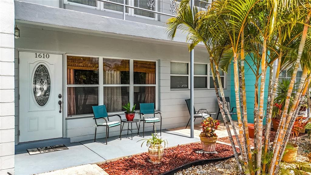 5861 42ND TERRACE N # 1610, KENNETH CITY, FL 33709
