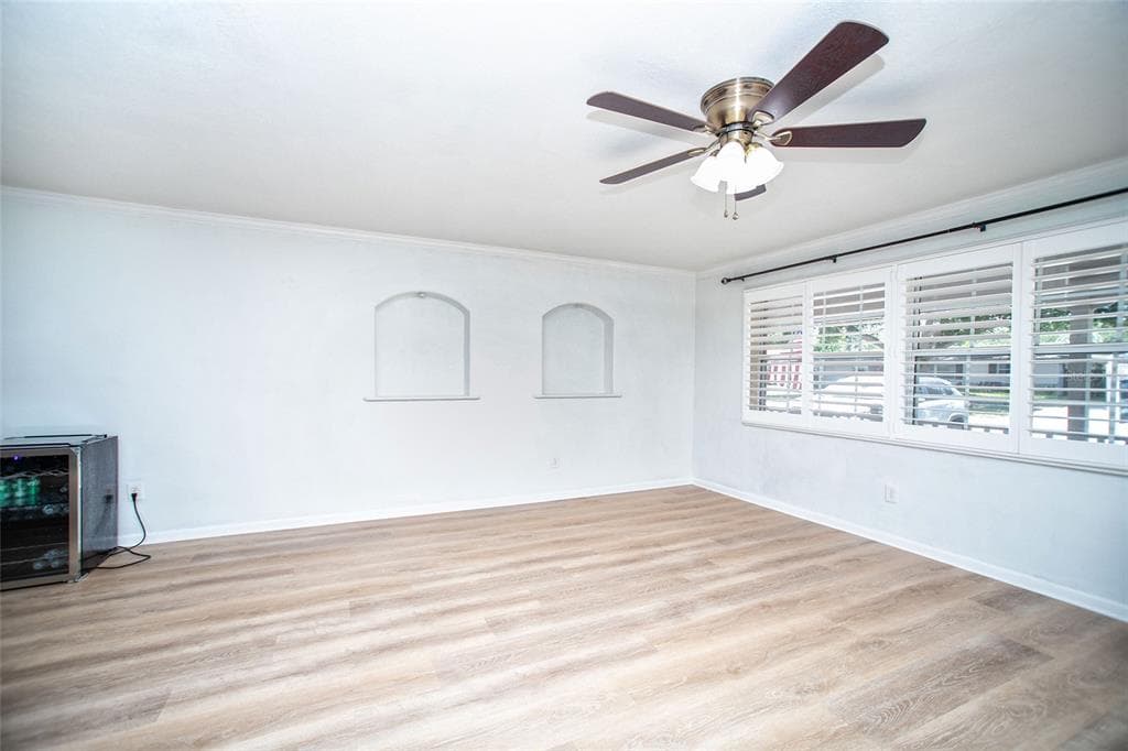 989 8TH AVENUE NE, LARGO, FL 33770 — zdjęcie 4