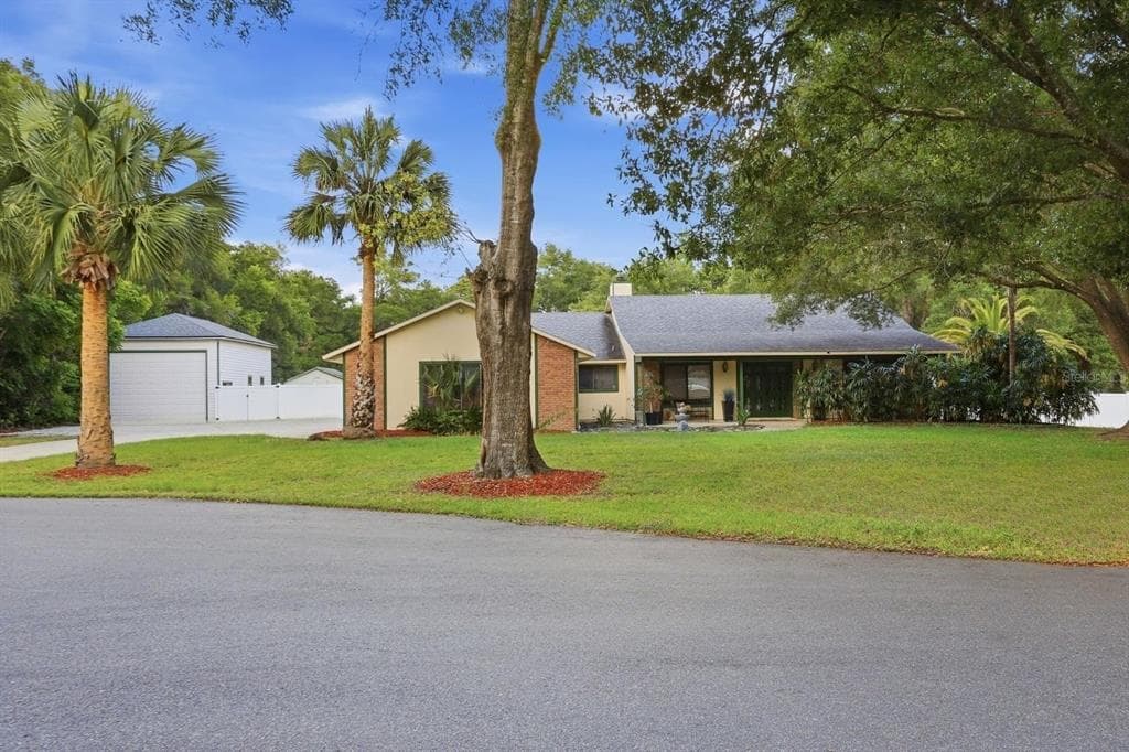 3501 HILL STREAM AVENUE, APOPKA, FL 32712