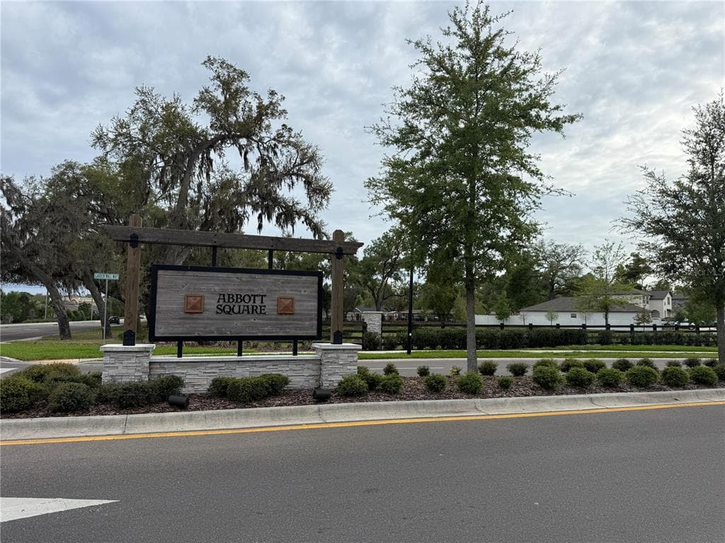 36370 WELL HILL WAY, ZEPHYRHILLS, FL 33541 — zdjęcie 3