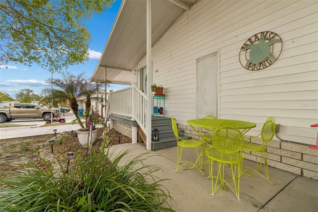 14242 ACTION STREET, BROOKSVILLE, FL 34613 — zdjęcie 2