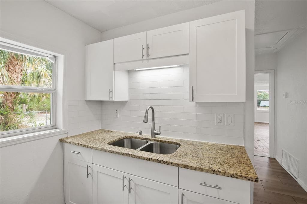 1618 43RD STREET S, ST PETERSBURG, FL 33711 — zdjęcie 3