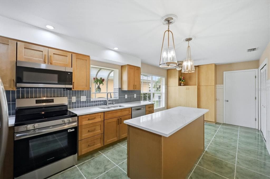 4738 DUNDEE DRIVE, BRADENTON, FL 34210 — zdjęcie 4