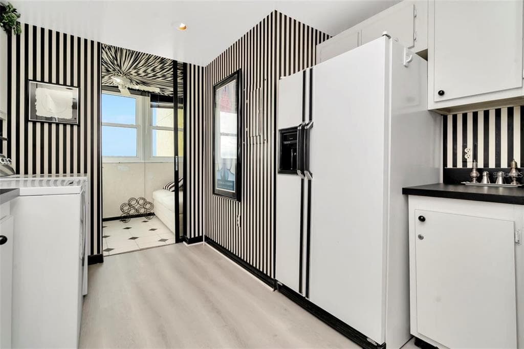 15462 GULF BOULEVARD # 508, MADEIRA BEACH, FL 33708 — zdjęcie 3
