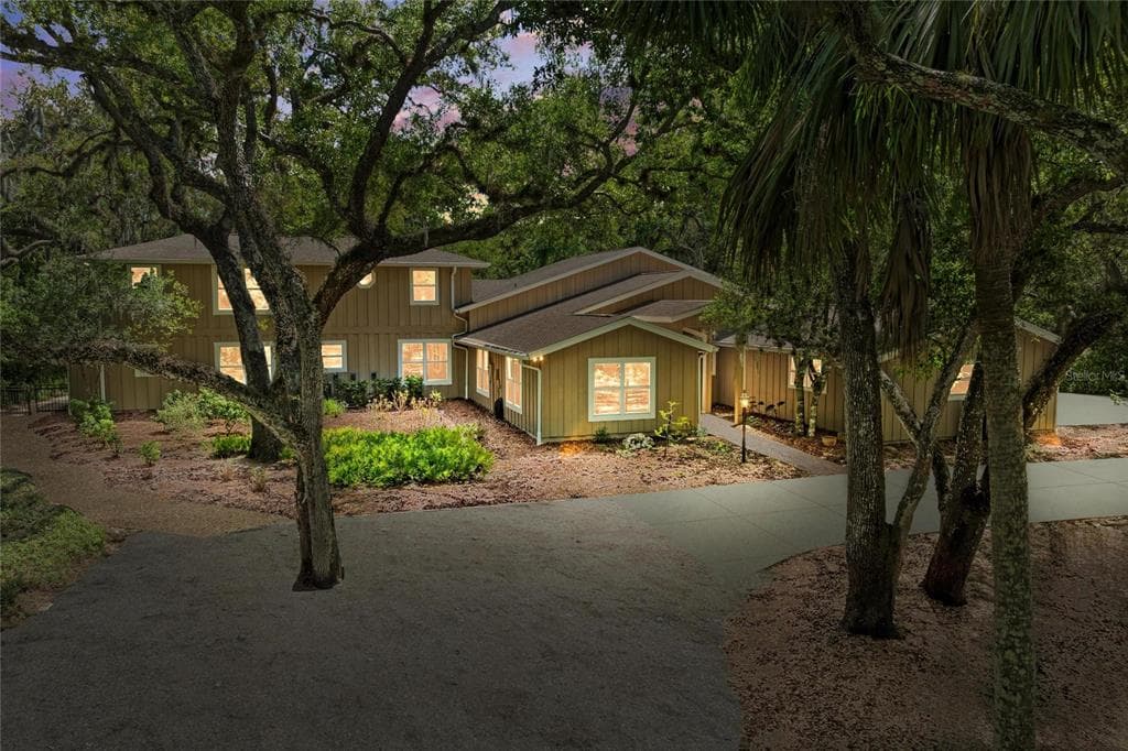 3705 62ND STREET E, BRADENTON, FL 34208
