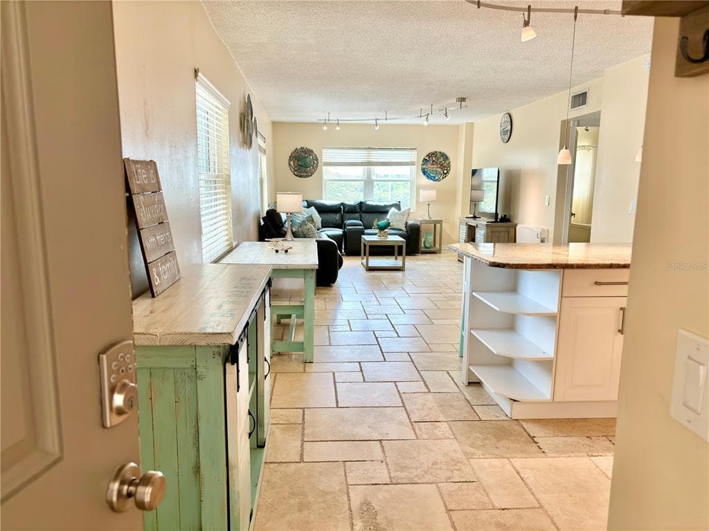 18650 GULF BOULEVARD # 315, INDIAN SHORES, FL 33785 — zdjęcie 2