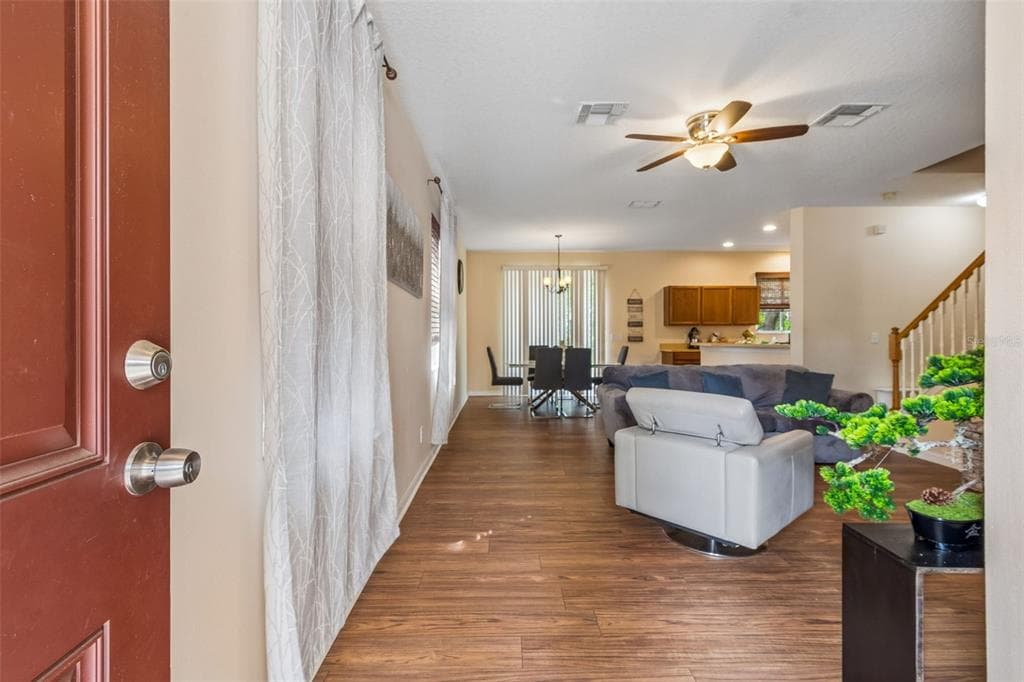 2401 SILVERMOSS DRIVE, WESLEY CHAPEL, FL 33544 — zdjęcie 5