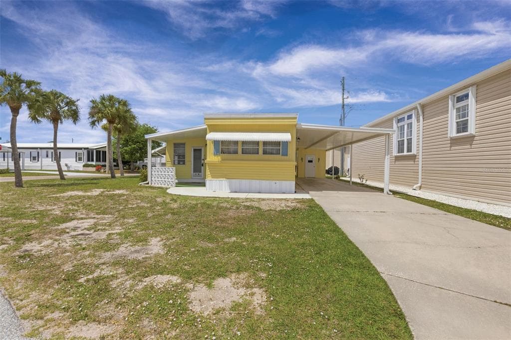 802 TURF, VENICE, FL 34285