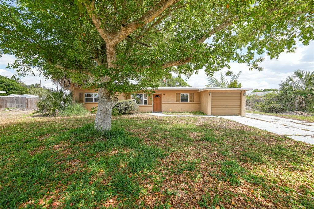3250 SANTA BARBARA DRIVE, PUNTA GORDA, FL 33983