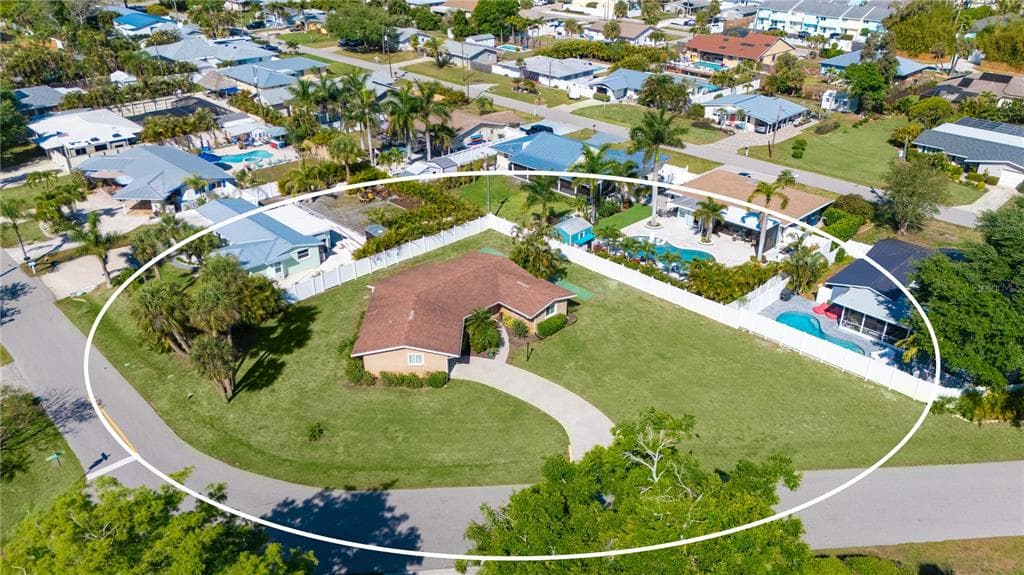 6620 AVENUE C, SARASOTA, FL 34231 — zdjęcie 2