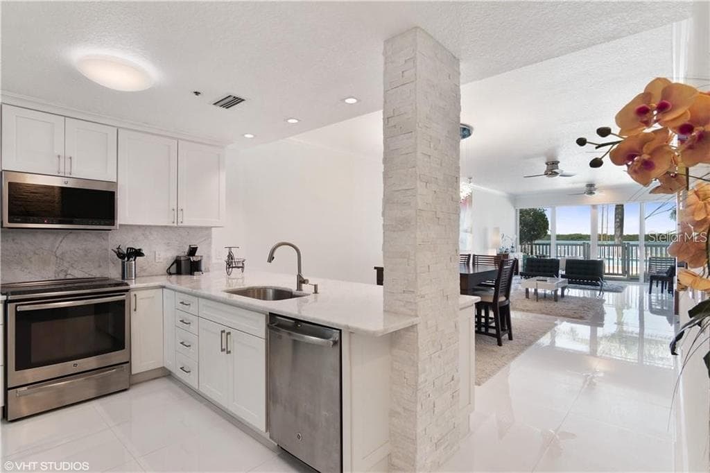 615 DREAM ISLAND ROAD # 107, LONGBOAT KEY, FL 34228 — zdjęcie 5