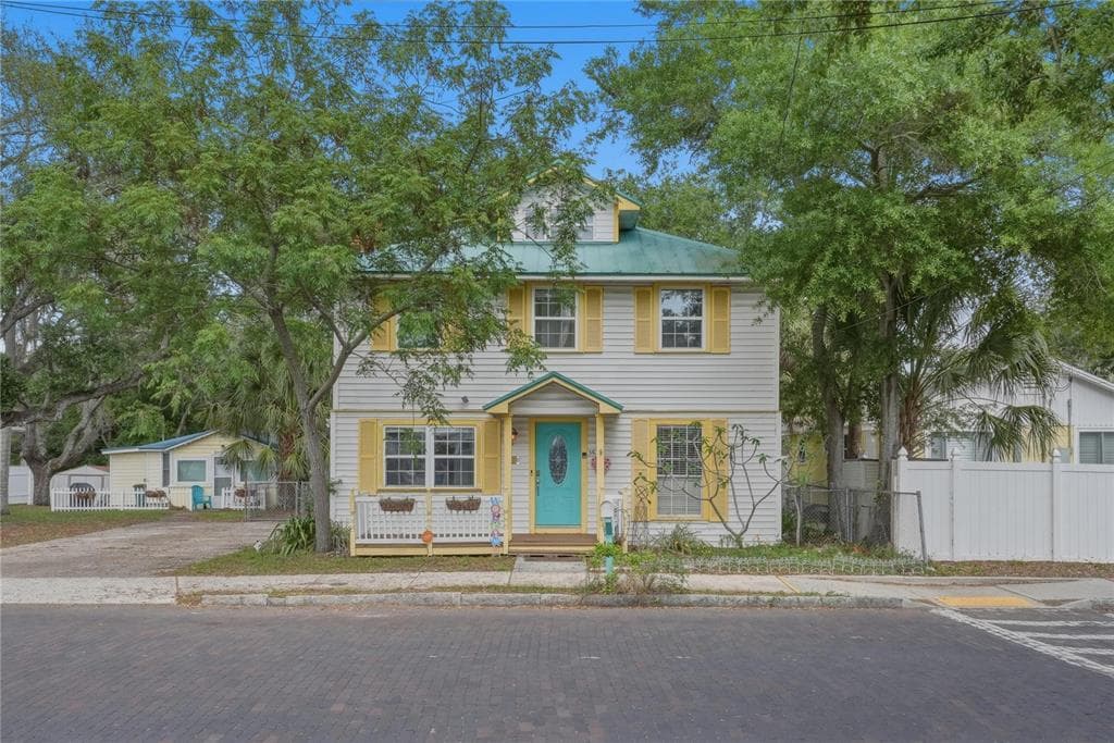 516 5TH AVENUE N, SAFETY HARBOR, FL 34695