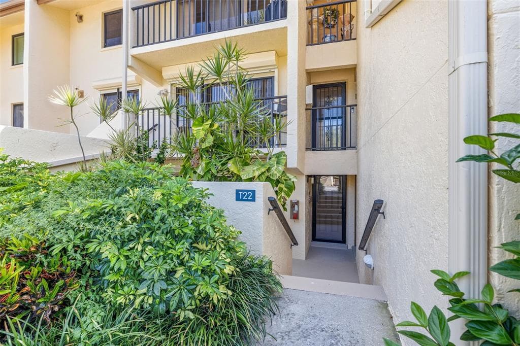 7520 SUNSHINE SKYWAY LANE S # T22, ST PETERSBURG, FL 33711 — zdjęcie 4